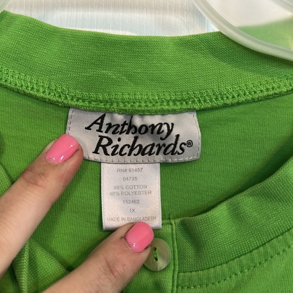 Anthony Richard’s green top size 1x - Picture 4 of 4